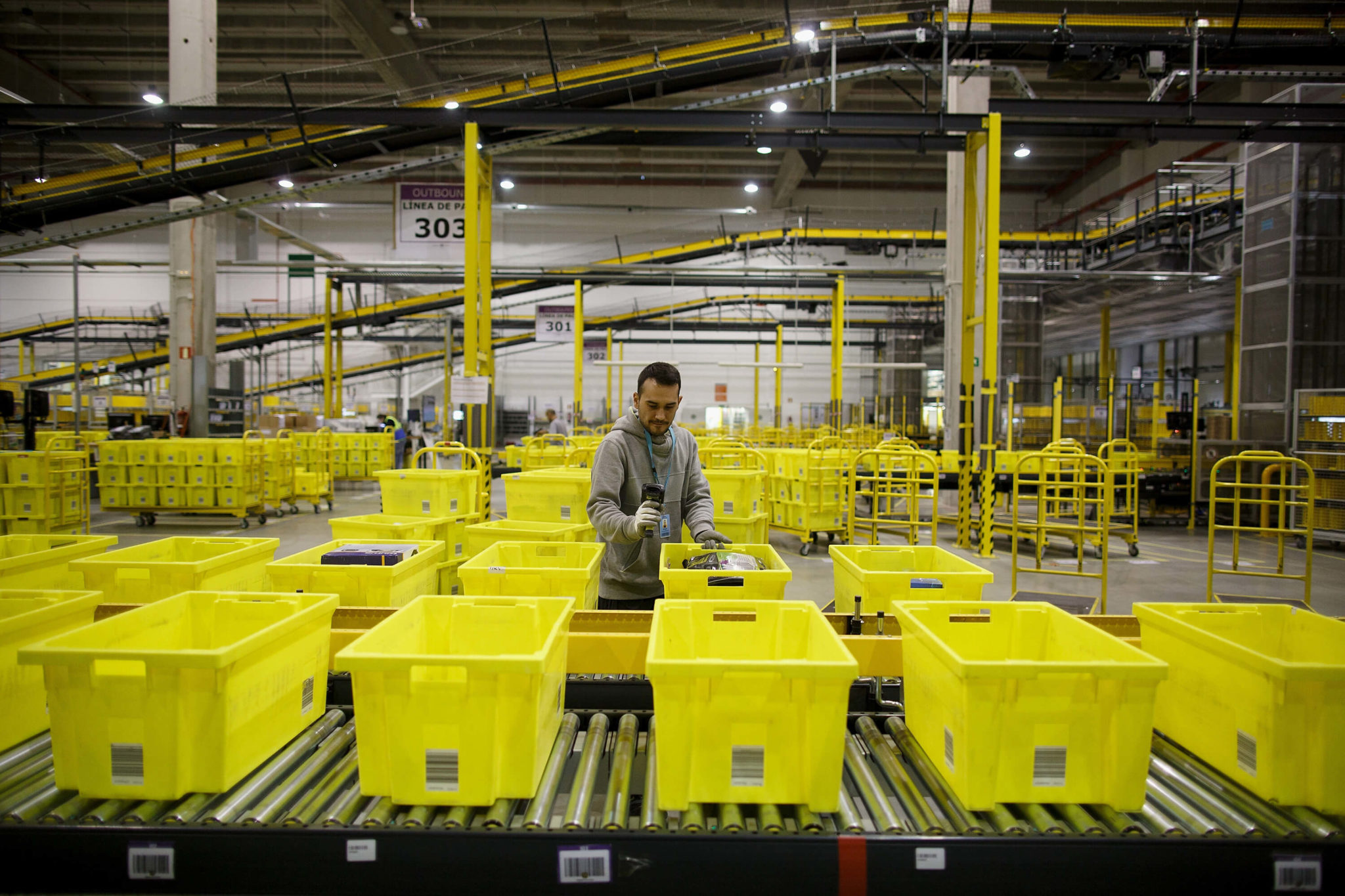 FoodX Technologies Implements 3D Robotic Supply Chain With Attabotics