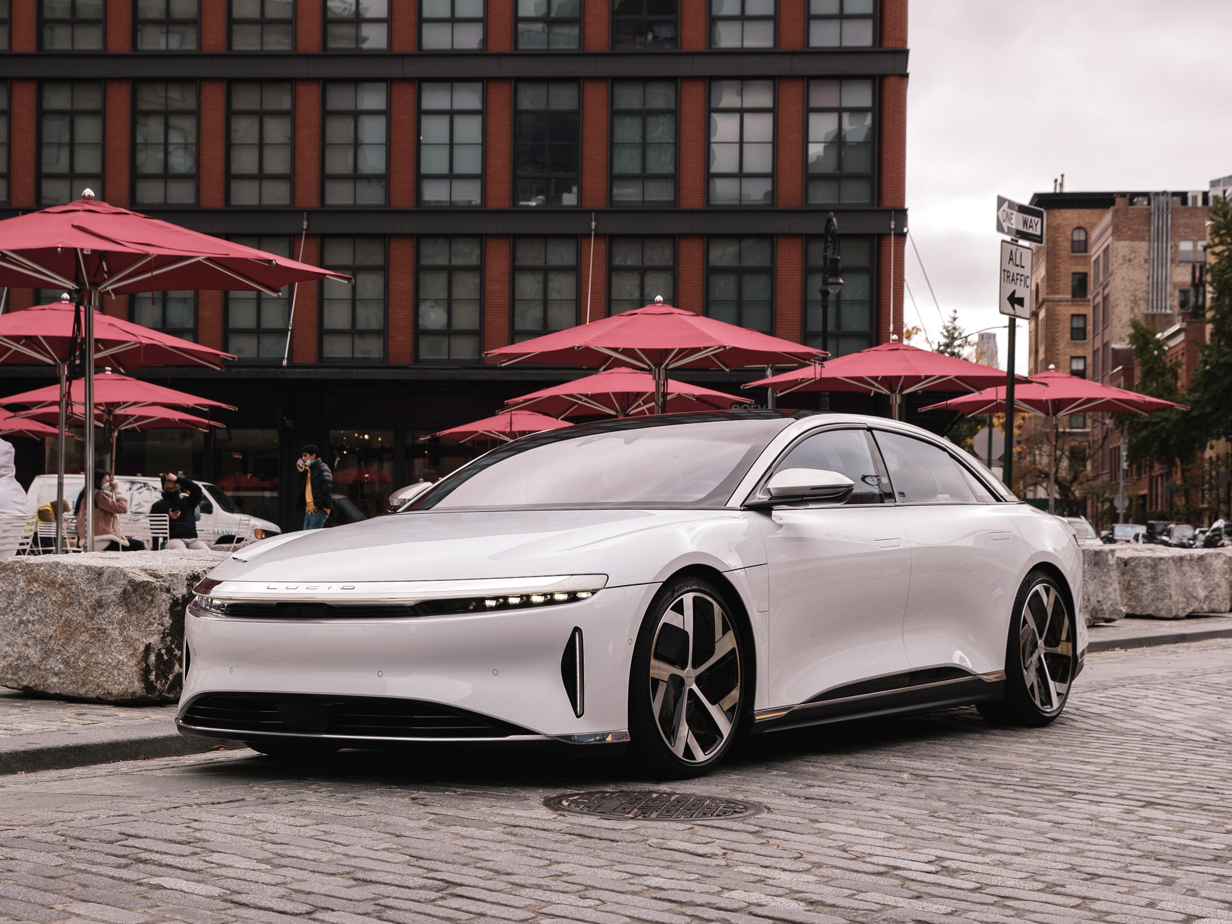 Electric Car Brand Lucid Motors To Open Retail Showroom In Vancouver