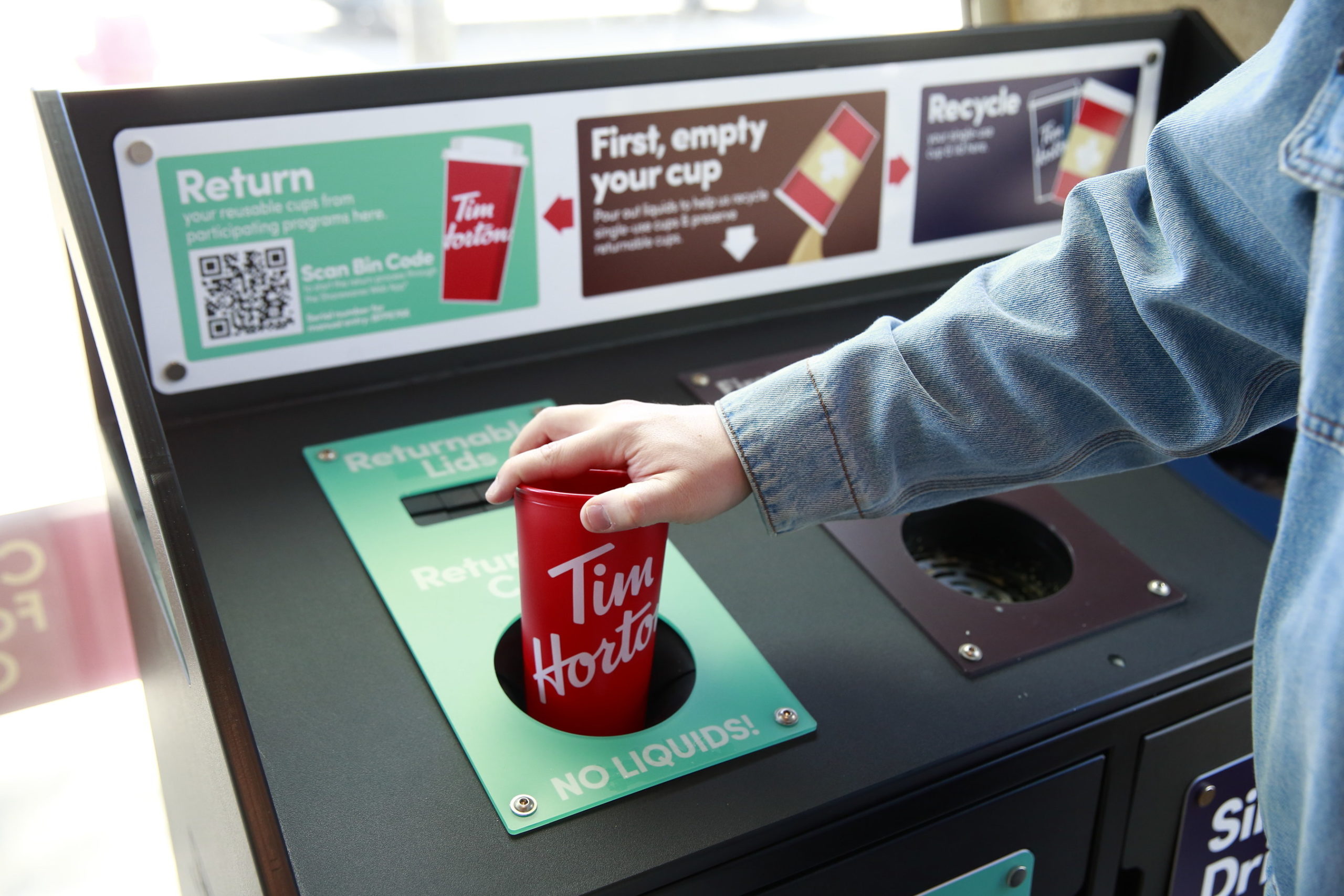 Tim Hortons unveils its new eco-friendly cup lids and cutlery